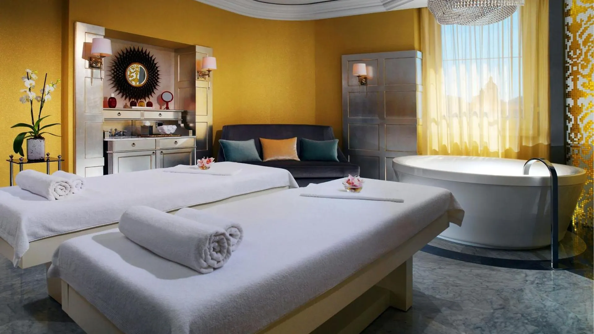 The St. Regis Florença Hotel