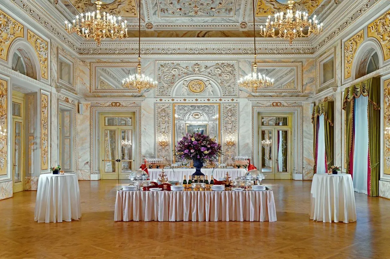 ***** Hotel The St. Regis Florence Italy